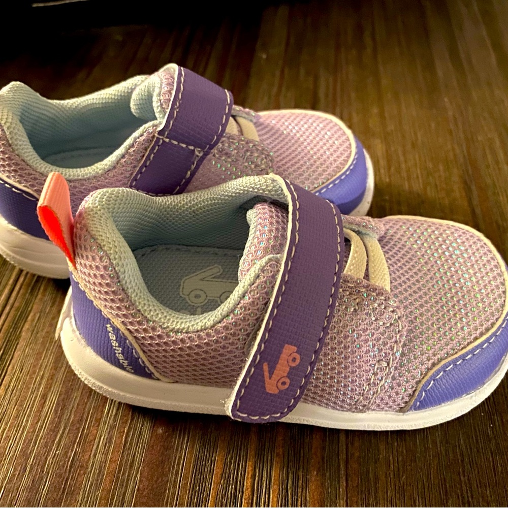 See Kai Run Toddler shoes -size4